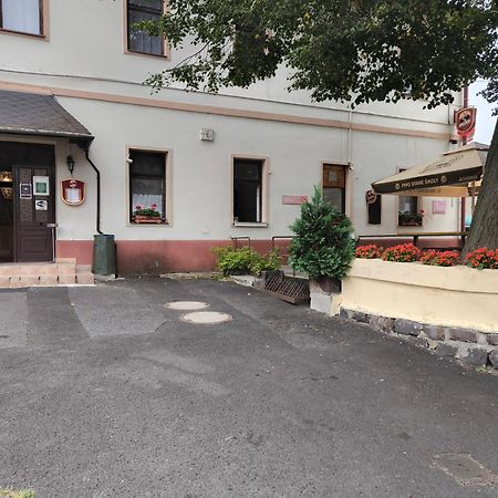 Penzion U Zeleného Stromu Telnice Exterior foto